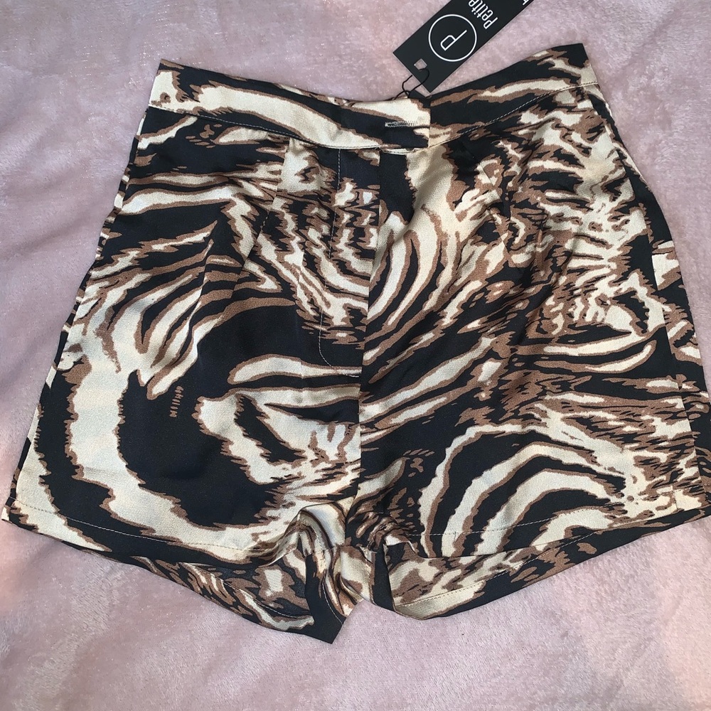 Petite animal print tailored shorts